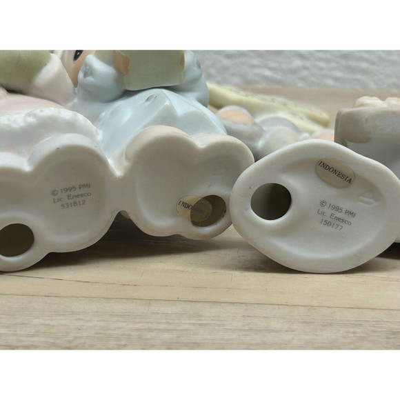 1995 Enesco Precious Moments Sugar Town Lighted Train Station Porcelain Set - Picture 14 of 16